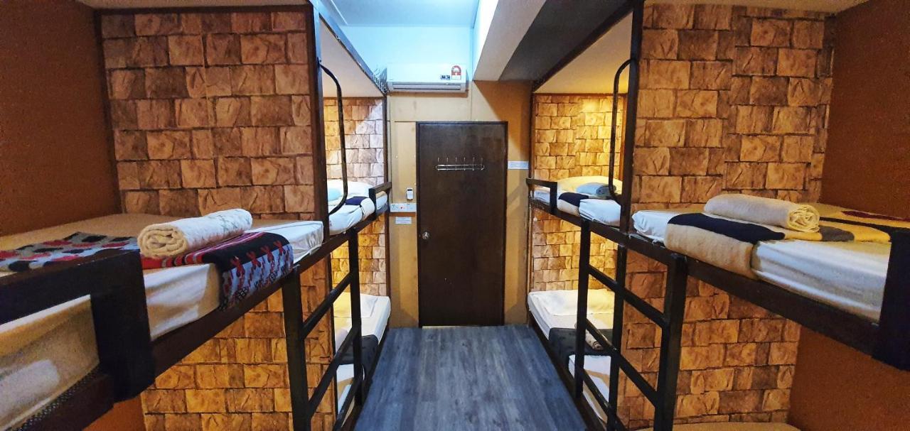 Escape Backpackers Kk Hostel Κότα Κιναμπαλού Εξωτερικό φωτογραφία
