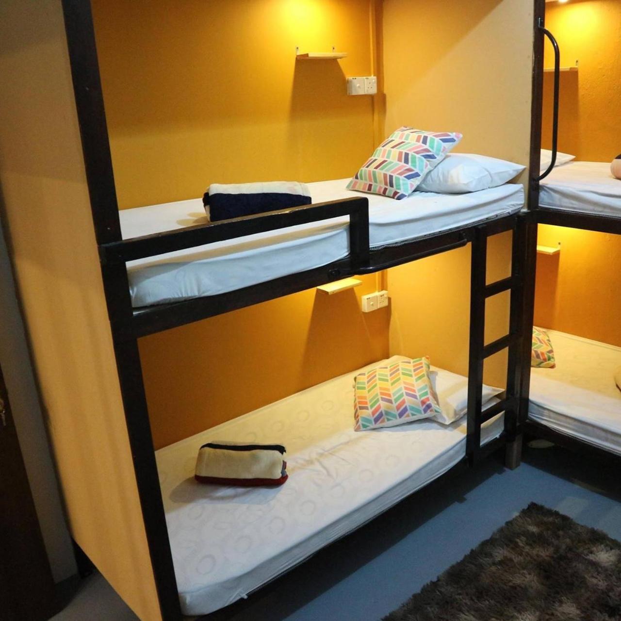 Escape Backpackers Kk Hostel Κότα Κιναμπαλού Εξωτερικό φωτογραφία
