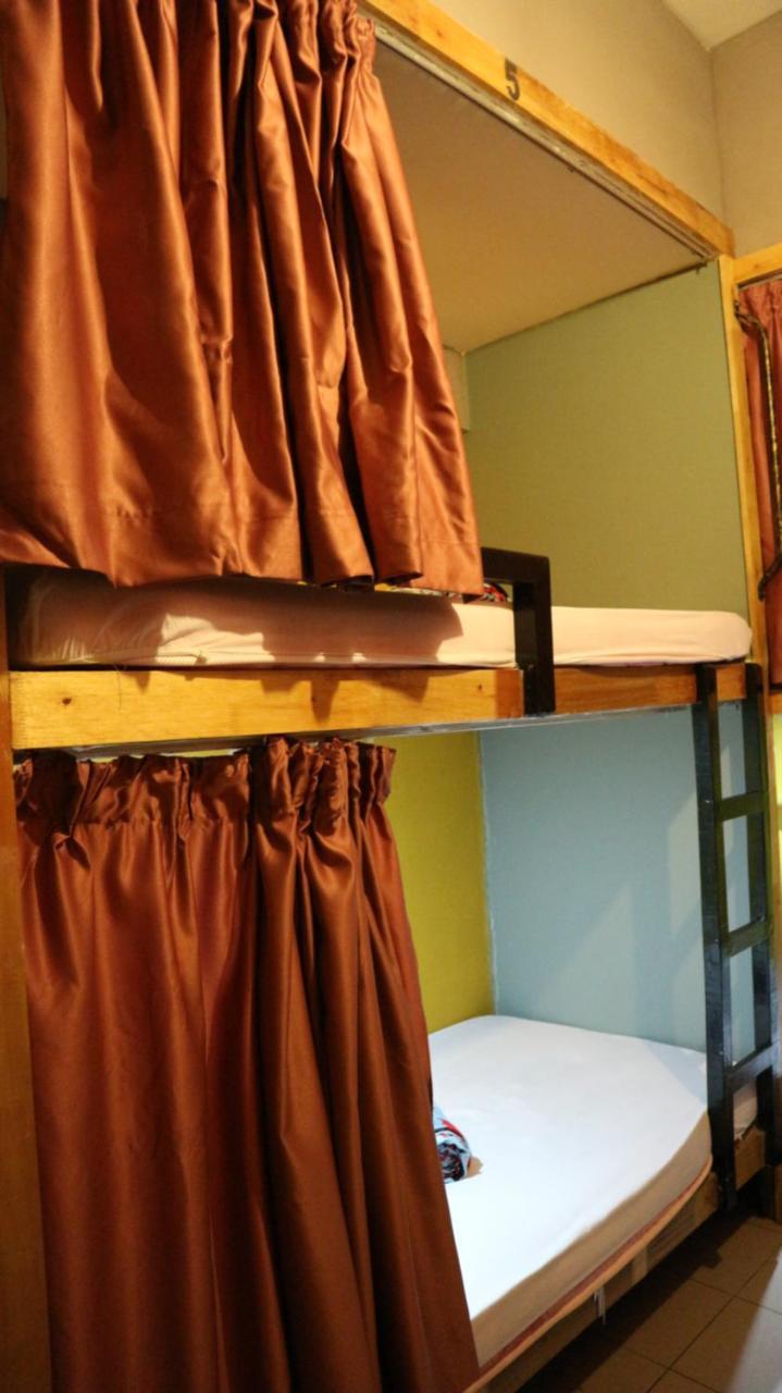 Escape Backpackers Kk Hostel Κότα Κιναμπαλού Εξωτερικό φωτογραφία