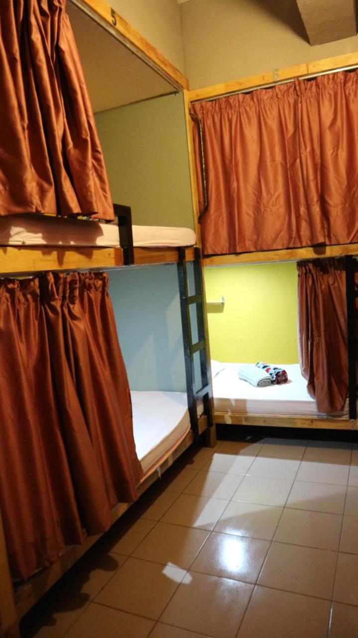 Escape Backpackers Kk Hostel Κότα Κιναμπαλού Εξωτερικό φωτογραφία