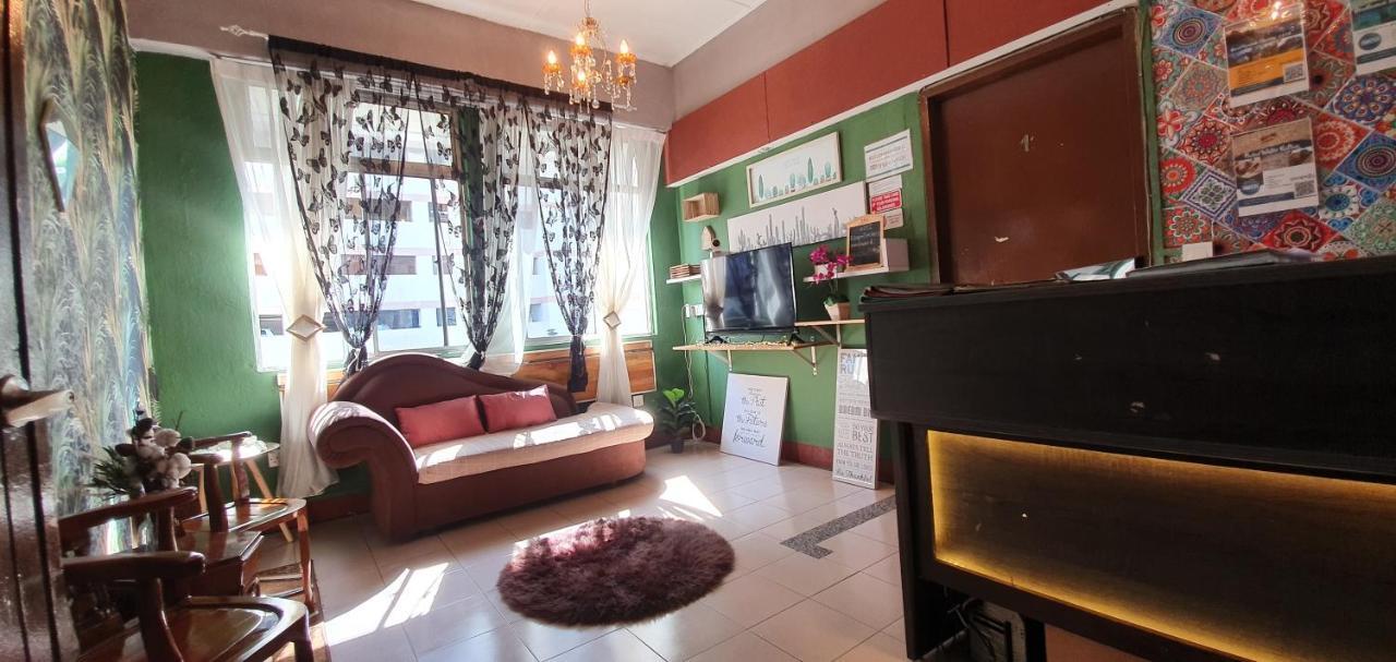 Escape Backpackers Kk Hostel Κότα Κιναμπαλού Εξωτερικό φωτογραφία