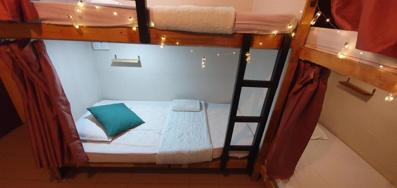 Escape Backpackers Kk Hostel Κότα Κιναμπαλού Εξωτερικό φωτογραφία